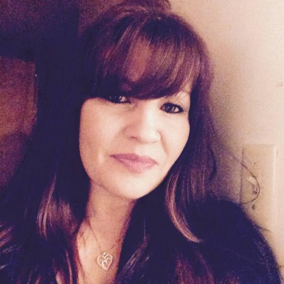 Meet your Posher, Monica