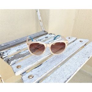 [TOMS] Margeaux Pale Peach Sunnies NWOT
