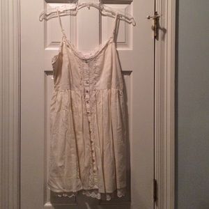 Short LE cream forever 21 dress