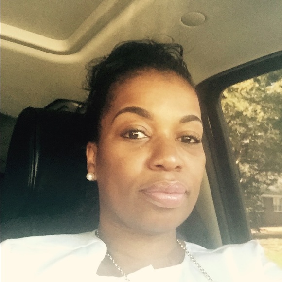 Meet your Posher, Teresa