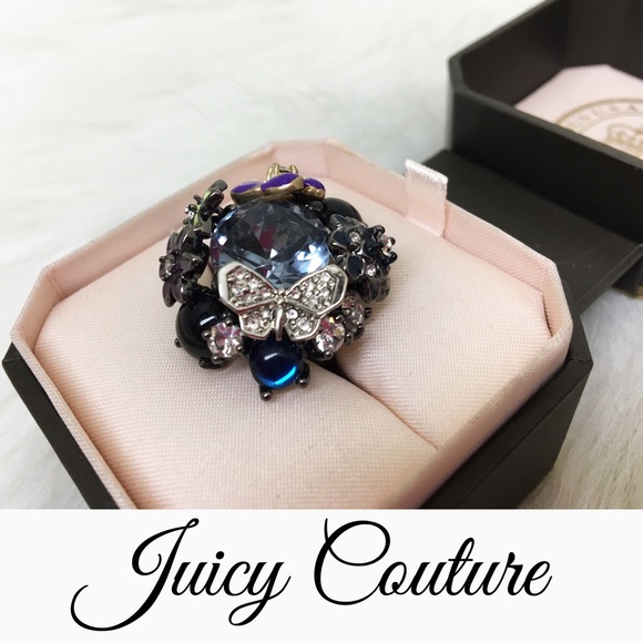 Juicy Couture Jewelry - 💕New Listing💕 Juicy Couture fashion ring.