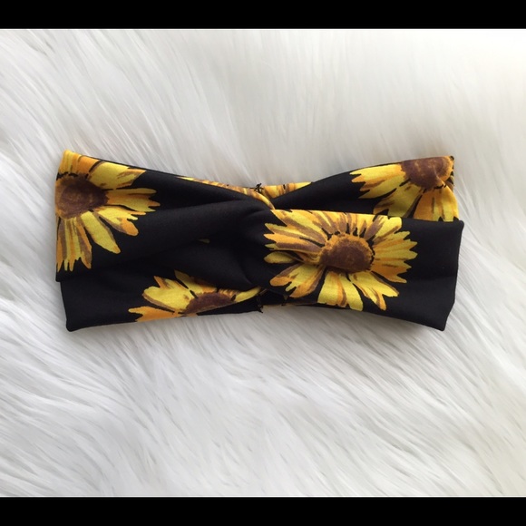 Turban headband in Sunflower - Picture 2 of 3