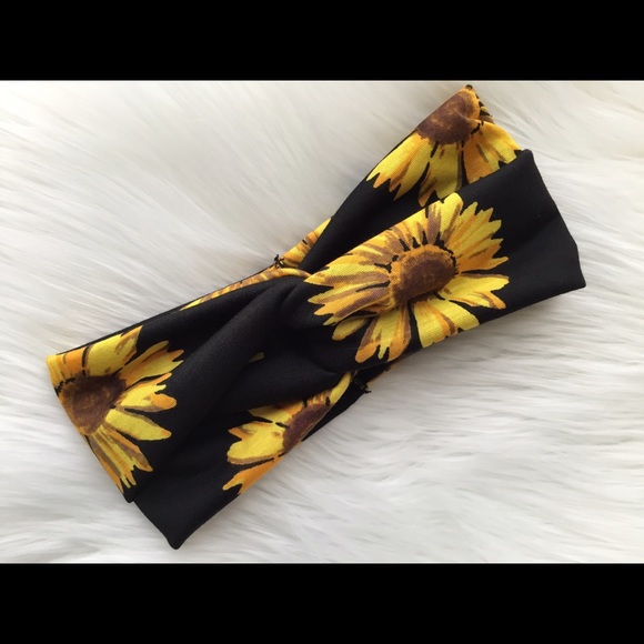 Turban headband in Sunflower - Picture 3 of 3