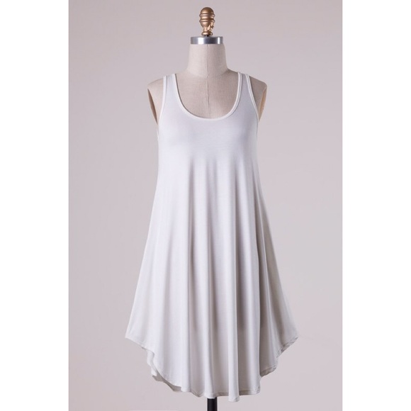 • Sleeveless Tunic Dress • - Picture 2 of 3