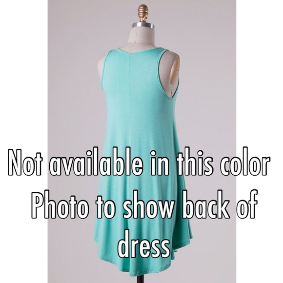 • Sleeveless Tunic Dress • - Picture 3 of 3