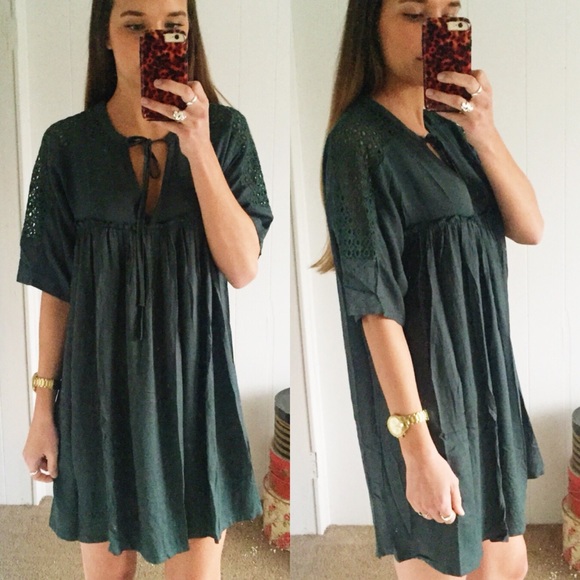 LAST ONE • Emerald Tie Shift Dress - Picture 3 of 3