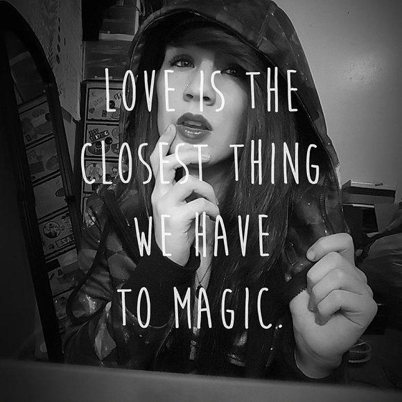 Meet your Posher, Kaylea - Picture 1 of 1