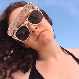 Meet your Posher, Julie