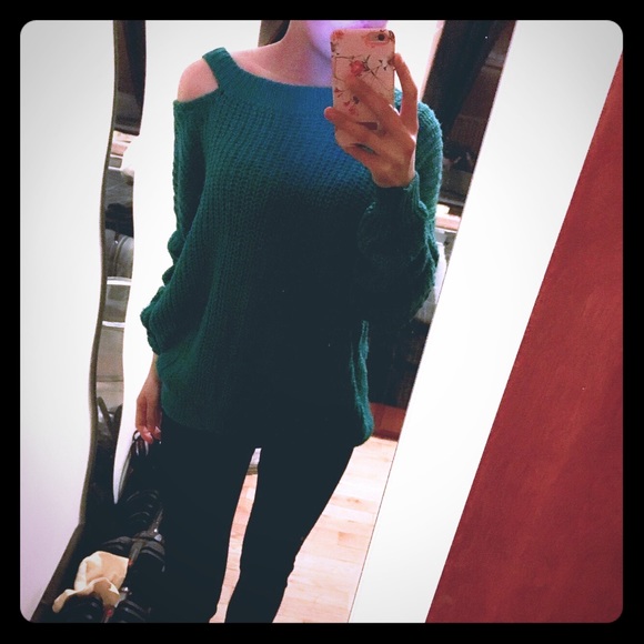 New Oversized off shoulder swear