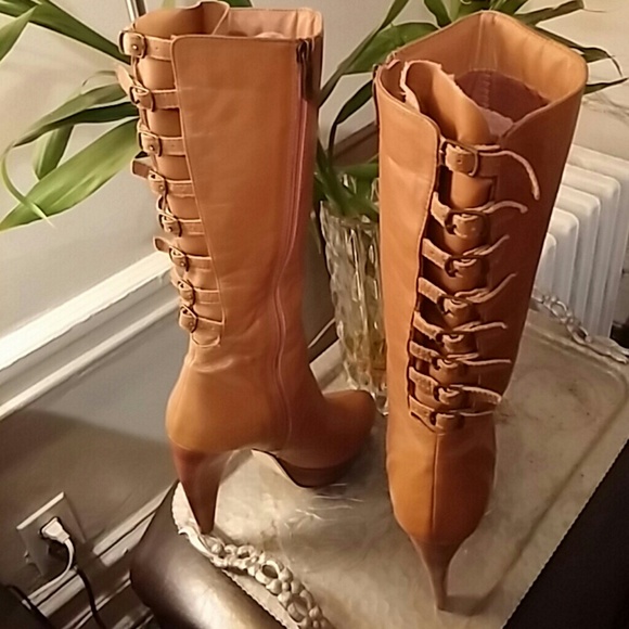 Vince Camuto size 6 Tan Boots 5 inche heel
