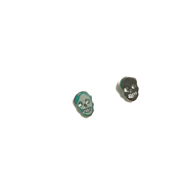 NWT silver skull earrings banana republic