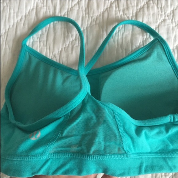 ❌SOLD❌Lululemon Flow Y IV bra size 6 - Picture 2 of 2