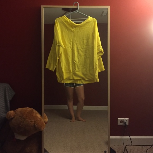Yellow Ellen Tracy sweater
