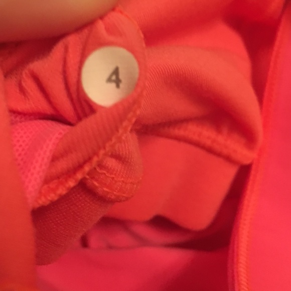 Lululemon tank top - Picture 3 of 3