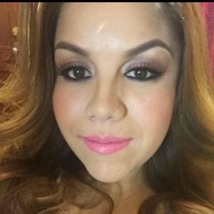 Meet your Posher, Lupita