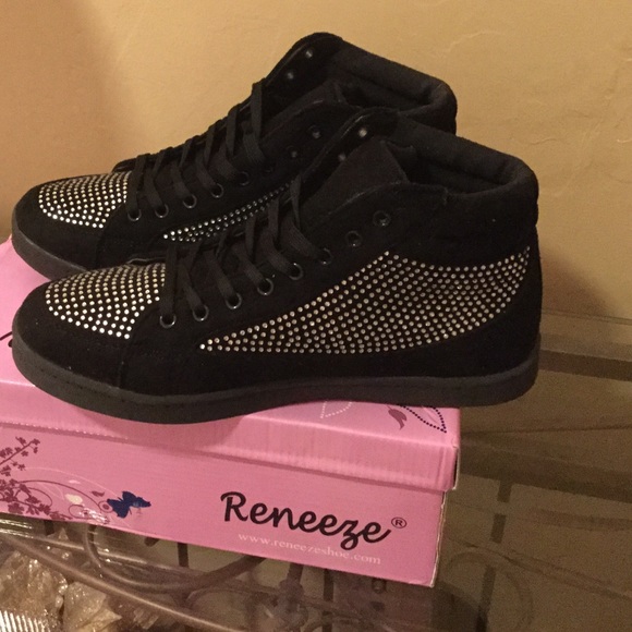 Fashion High Top Sneakers 👠Price Dropped👠