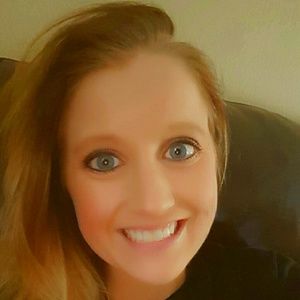 Meet your Posher, Kaitlin