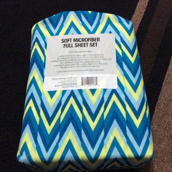 Soft microfiber sheet set