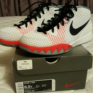 Nike Kyrie