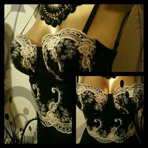 Gorgeous Bustier/corset. Small black w golden lace