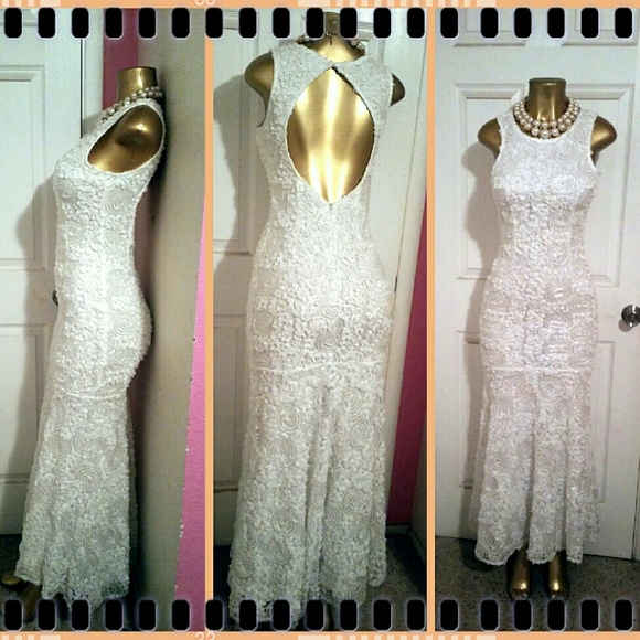 Gorgeous white mermaid dress. Size M. :)