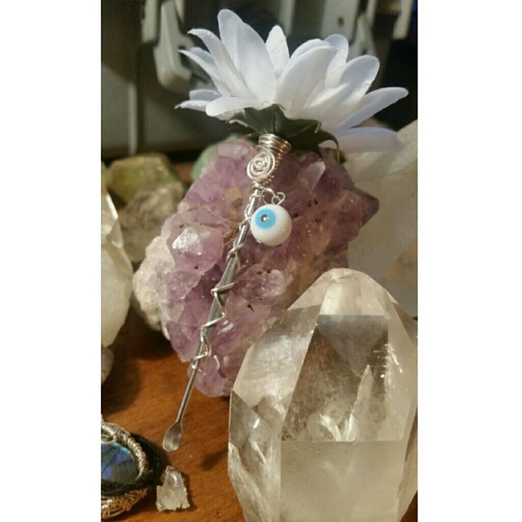 Wire Wrapped Daisy Dabber