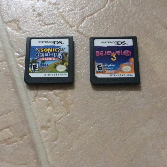 Sonic / bejeweled ds game bundle