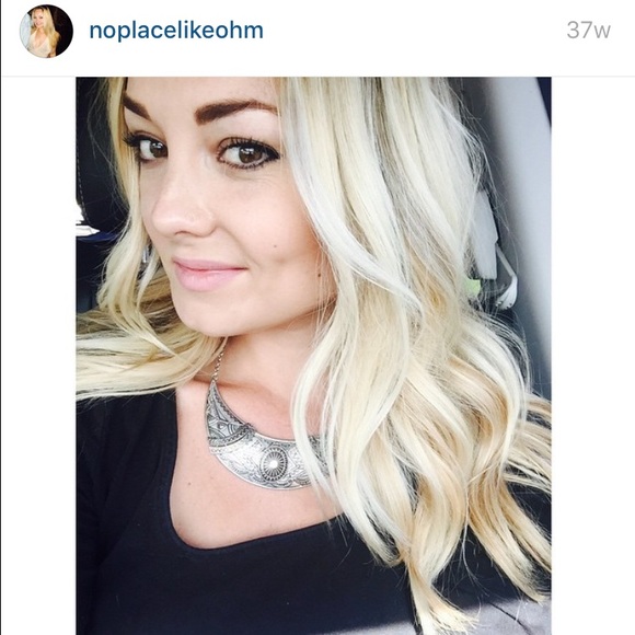 🔝 10% Seller, 🔝Rated Seller & Sharer, PoshMentor - Picture 2 of 15