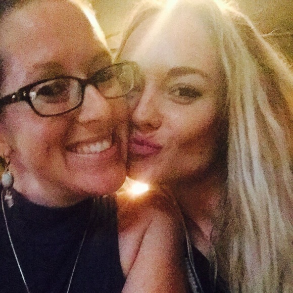 🔝 10% Seller, 🔝Rated Seller & Sharer, PoshMentor - Picture 8 of 15