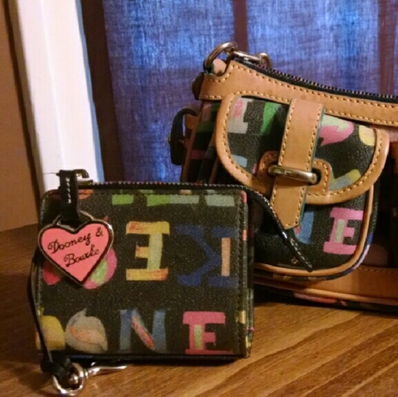 Dooney & Bourke purse and wallet set - Picture 2 of 3
