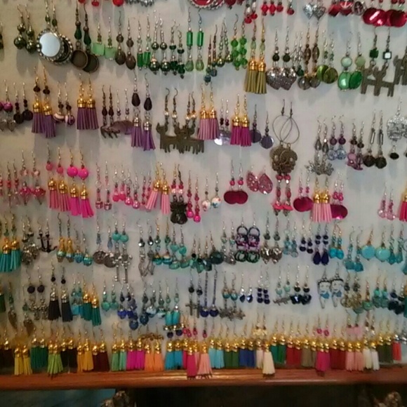 Meet your Posher, Pamela may - Picture 2 of 4