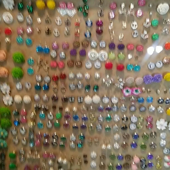 Meet your Posher, Pamela may - Picture 3 of 4