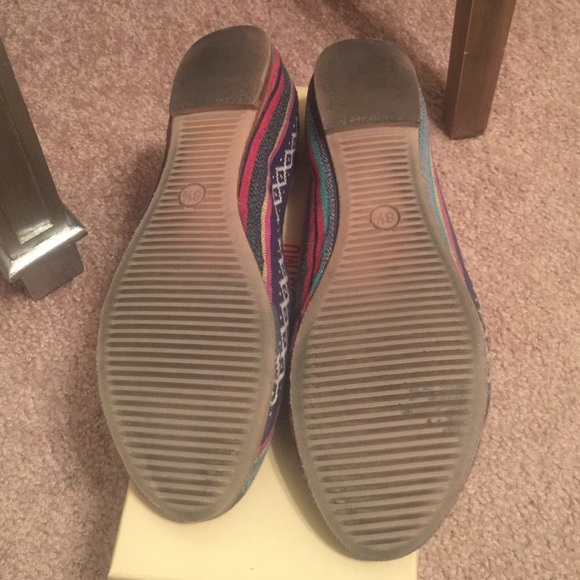 Mossimo flats - Picture 4 of 4