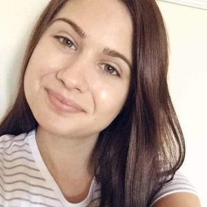 Meet your Posher, Alyssa