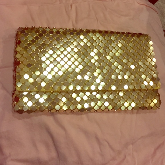 Gold sequins clutch - Picture 1 of 3