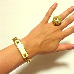 💍 Vince Camuto; White plated gold bracelet