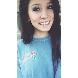 Meet your Posher, Megan