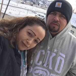 Meet your Posher, Claudia n rogelio