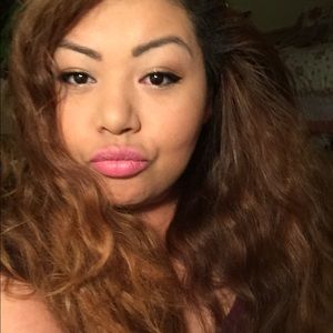 Meet your Posher, Leah