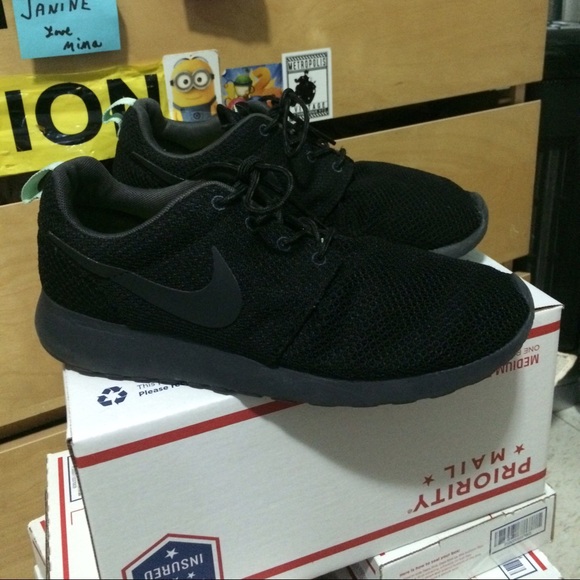 Black roshes too big