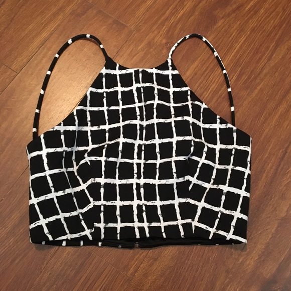 Black & White Halter Crop Top - Picture 4 of 5