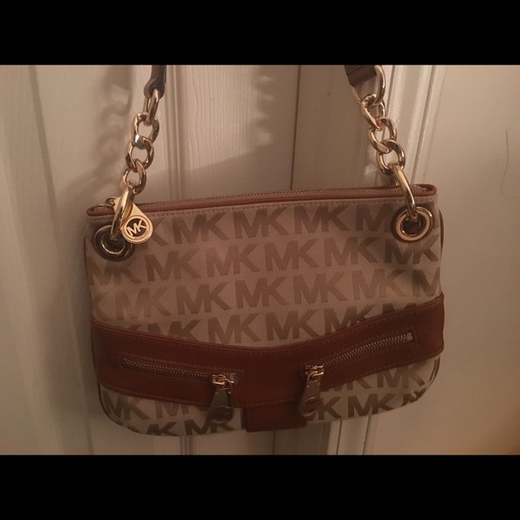 micheal kors purse - Picture 1 of 1