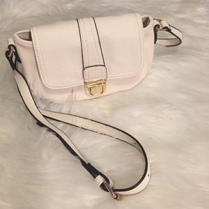 Small cross body 👯