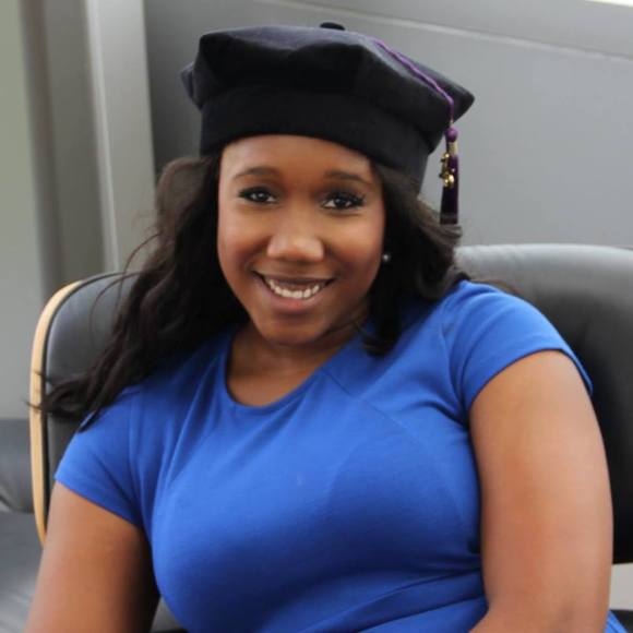 Meet your Posher, Keana