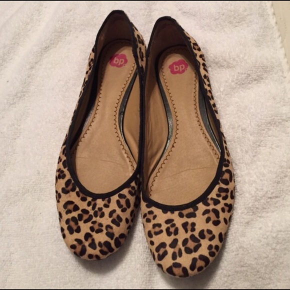 Bp leopard flats