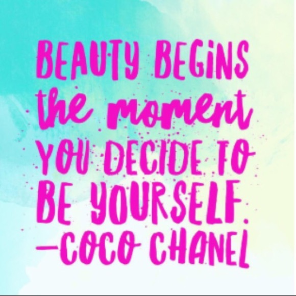 Meet your Posher, Jessica - Picture 2 of 2