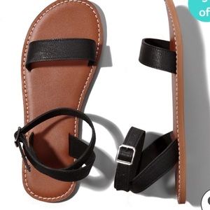 $8 Sandals A&F *READ DESCRIPTION