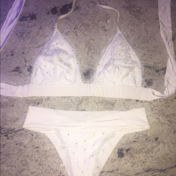 Beach Bunny Other - Beach Bunny Bikini👙with Swarovski Stones! 👰🏼