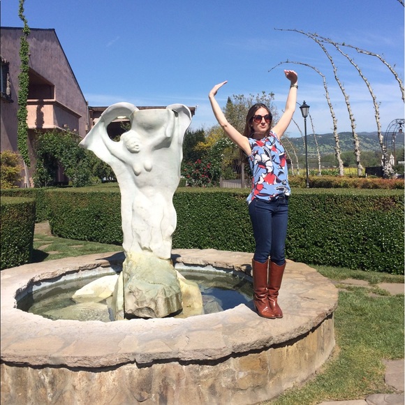 Hi there! I’m Lauren 💕 - Picture 3 of 3