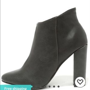 $15 Lulus booties *READ DESCRIPTION